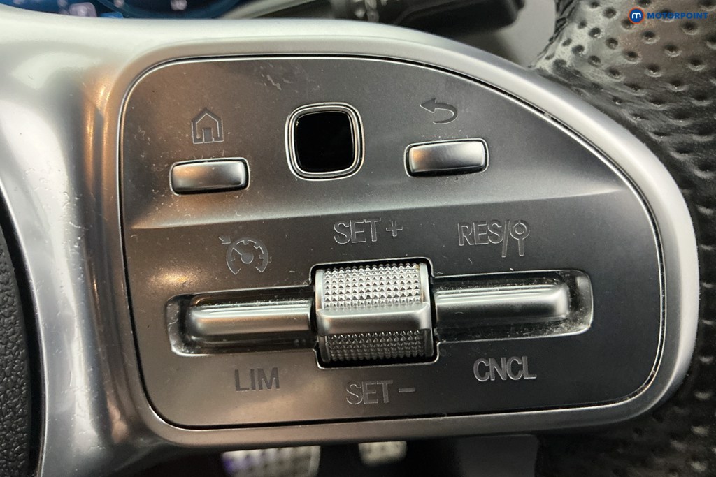 Mercedes-Benz GLA Exclusive Edition Automatic Petrol Plug-In Hybrid SUV - Stock Number (1586257) - 19th supplementary image