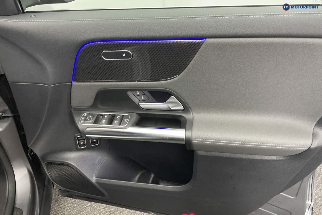 Mercedes-Benz GLA Exclusive Edition Automatic Petrol Plug-In Hybrid SUV - Stock Number (1586257) - 21st supplementary image