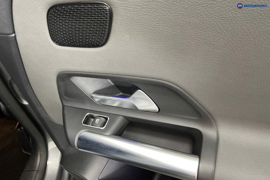 Mercedes-Benz GLA Exclusive Edition Automatic Petrol Plug-In Hybrid SUV - Stock Number (1586257) - 24th supplementary image