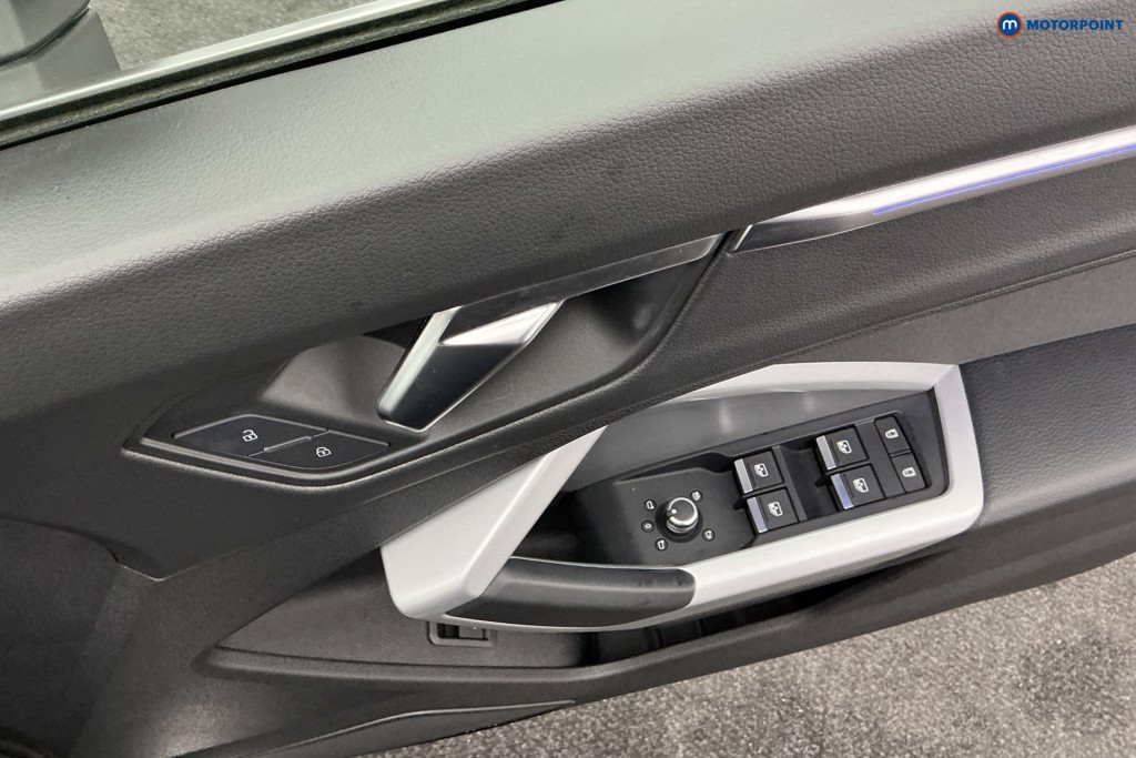 Audi Q3 Sport Manual Petrol SUV - Stock Number (1586287) - 21st supplementary image