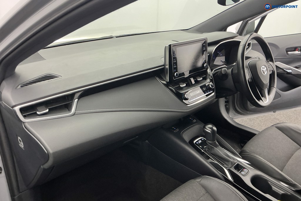 Toyota Corolla Design Automatic Petrol-Electric Hybrid Estate - Stock Number (1586883) - 8th supplementary image