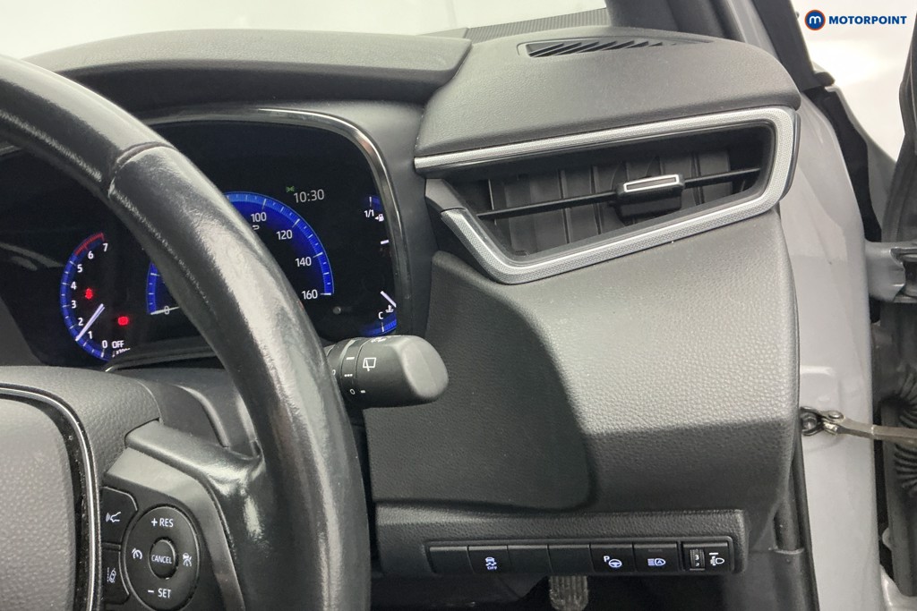 Toyota Corolla Design Automatic Petrol-Electric Hybrid Estate - Stock Number (1586883) - 21st supplementary image