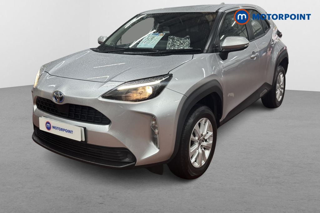 Toyota Yaris Cross Icon Automatic Petrol-Electric Hybrid Estate - Stock Number (1587244) - Passenger side front corner
