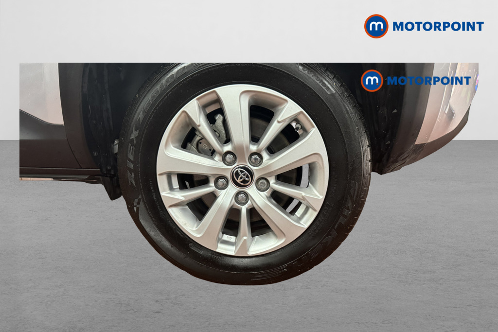 Toyota Yaris Cross Icon Automatic Petrol-Electric Hybrid Estate - Stock Number (1587244) - Passenger side