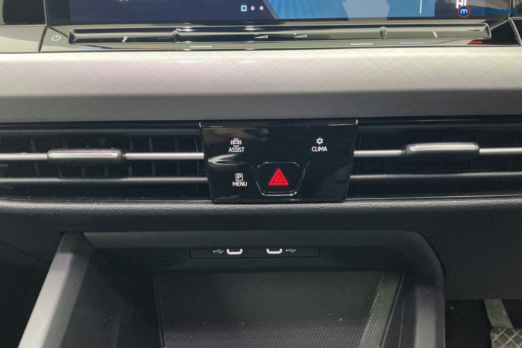 Volkswagen Golf Life Manual Petrol Hatchback - Stock Number (1587381) - 16th supplementary image