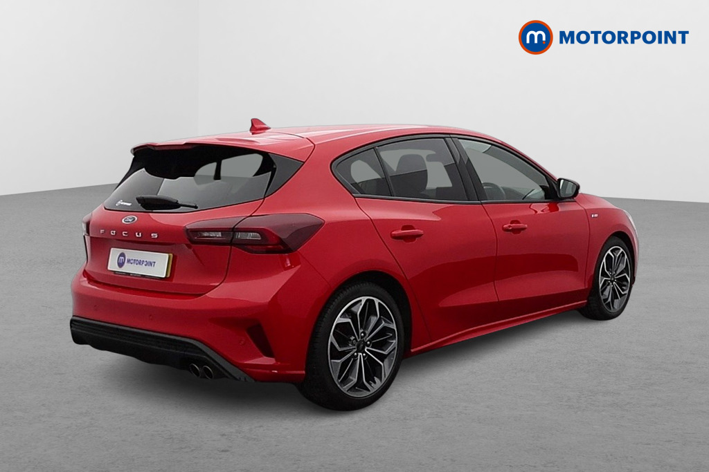 Ford Focus St-Line Vignale Automatic Diesel Hatchback - Stock Number (1587690) - Drivers side rear corner