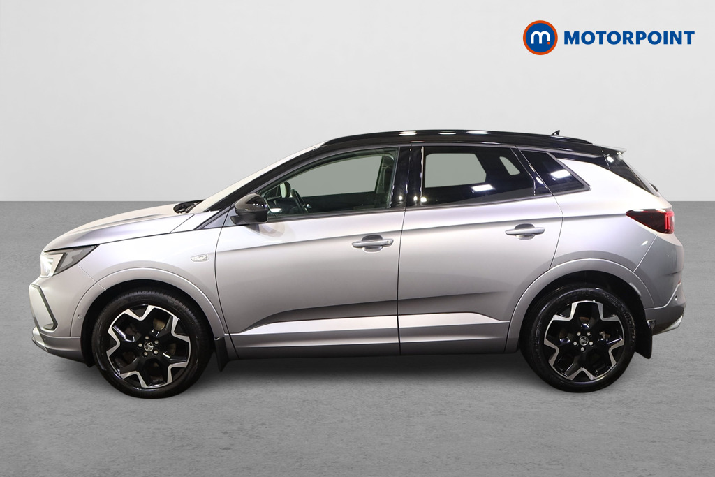 Vauxhall Grandland Ultimate Automatic Diesel SUV - Stock Number (1587902) - Passenger side