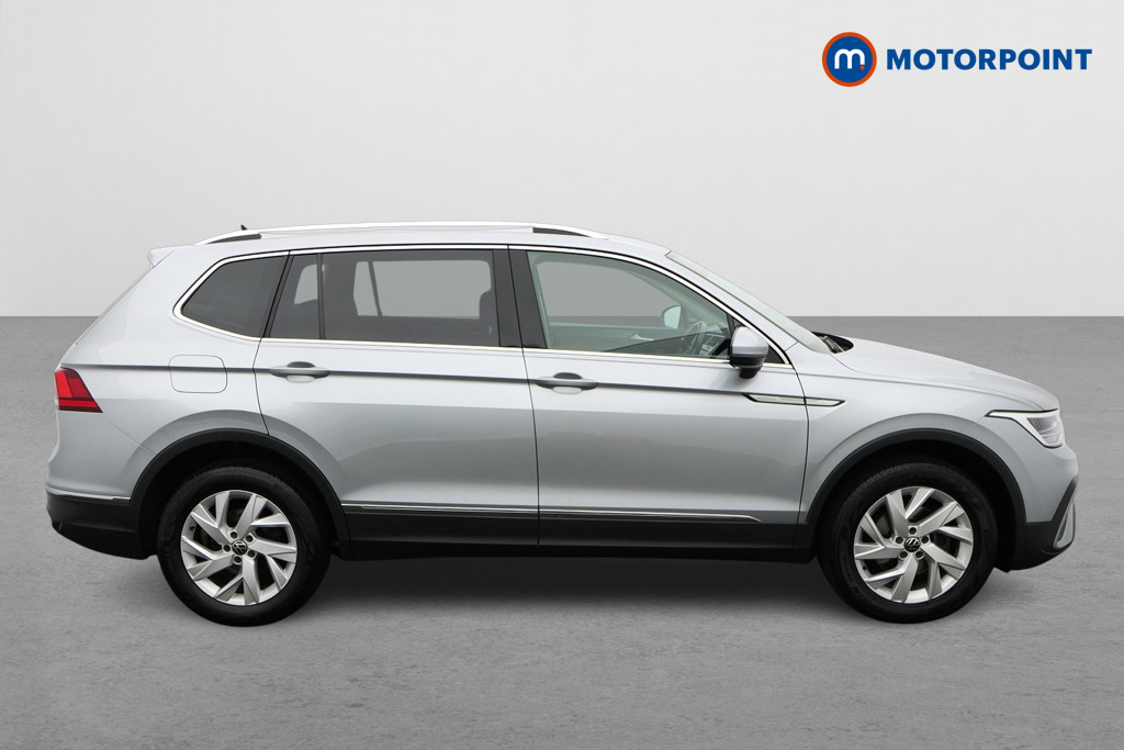 Volkswagen Tiguan Allspace Life Automatic Diesel SUV - Stock Number (1588184) - Drivers side