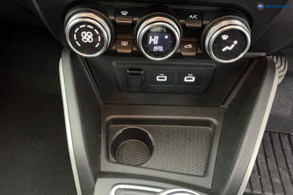 Dacia Duster Prestige Manual Petrol SUV - Stock Number (1588308) - 16th supplementary image