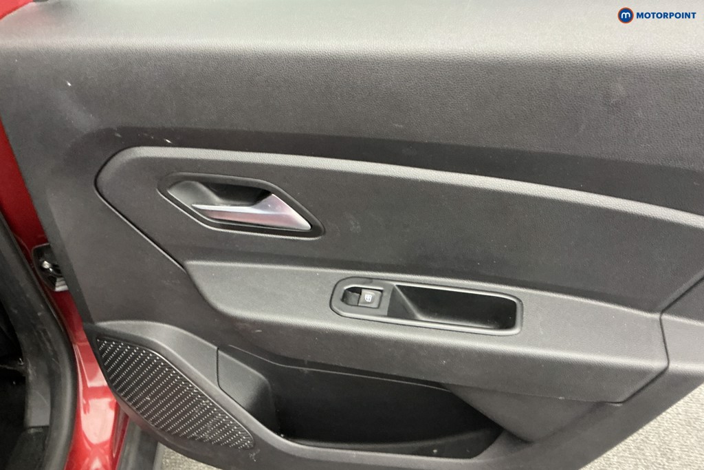 Dacia Duster Prestige Manual Petrol SUV - Stock Number (1588308) - 23rd supplementary image