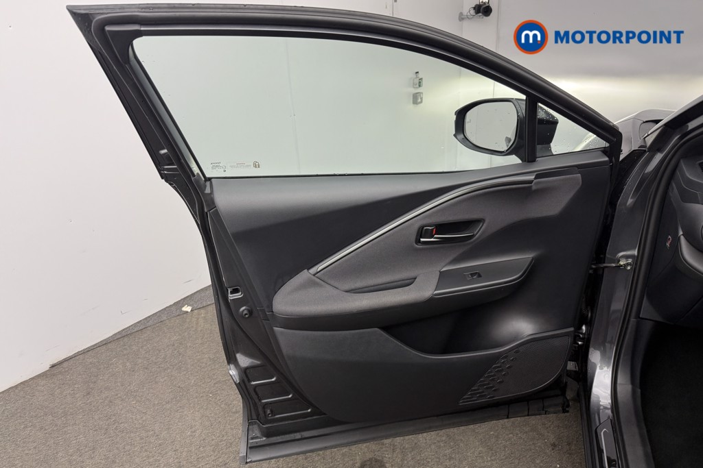 Toyota C-Hr Icon Automatic Petrol-Electric Hybrid SUV - Stock Number (1588673) - 4th supplementary image