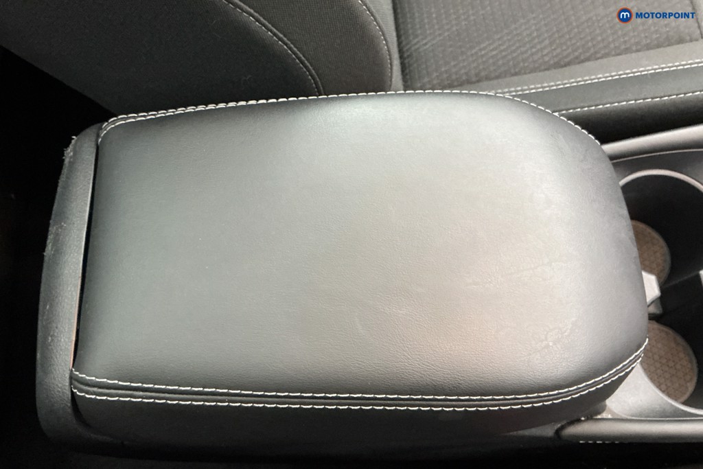 Nissan Qashqai N-Connecta Manual Petrol SUV - Stock Number (1588759) - 12th supplementary image