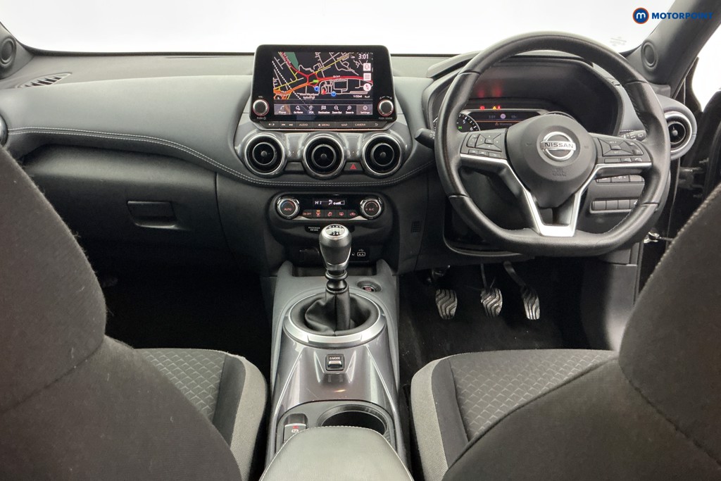 Nissan Juke N-Connecta Manual Petrol SUV - Stock Number (1589406) - 12th supplementary image
