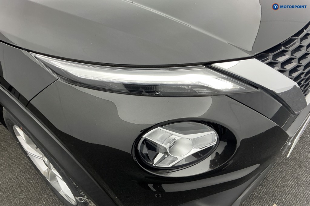 Nissan Juke N-Connecta Manual Petrol SUV - Stock Number (1589406) - 26th supplementary image