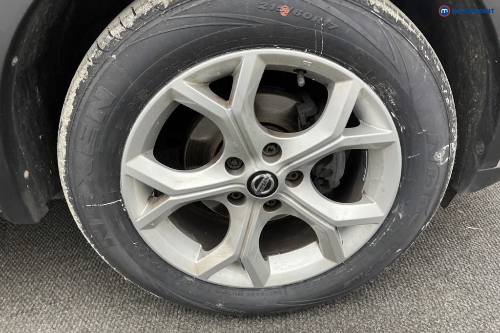 Nissan Juke N-Connecta Manual Petrol SUV - Stock Number (1589406) - 34th supplementary image