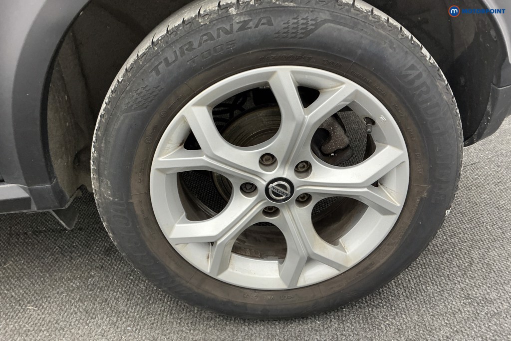 Nissan Juke N-Connecta Manual Petrol SUV - Stock Number (1589406) - 36th supplementary image