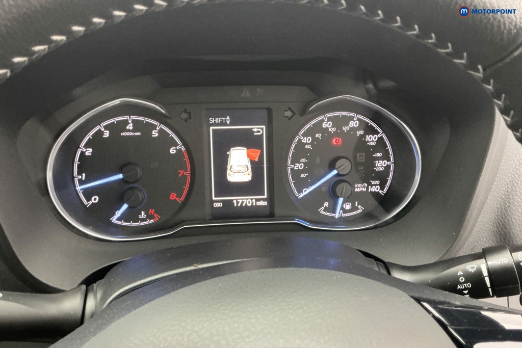 Toyota Yaris Bi-Tone Manual Petrol Hatchback - Stock Number (1589419) - 9th supplementary image