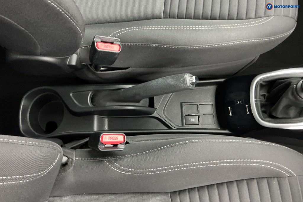 Toyota Yaris Bi-Tone Manual Petrol Hatchback - Stock Number (1589419) - 12th supplementary image