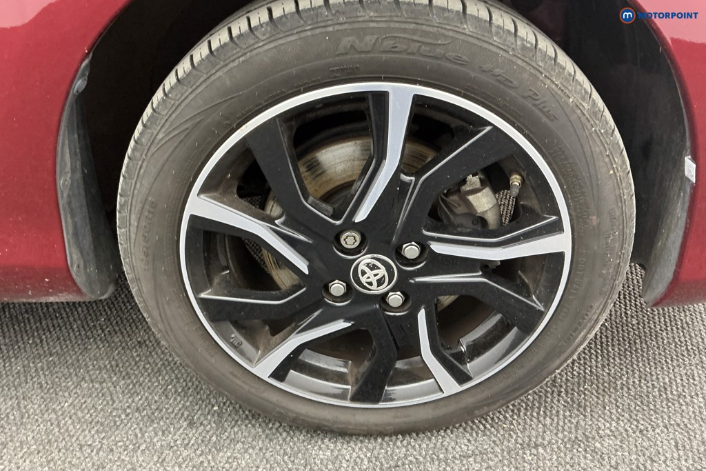 Toyota Yaris Bi-Tone Manual Petrol Hatchback - Stock Number (1589419) - 32nd supplementary image