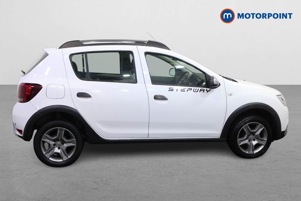 Dacia Sandero Stepway Comfort Manual Petrol Hatchback - Stock Number (1589778) - Drivers side