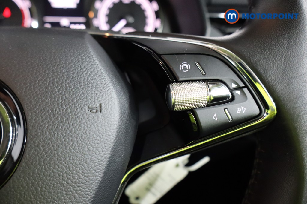 Skoda Scala SE Automatic Petrol Hatchback - Stock Number (1590455) - 5th supplementary image