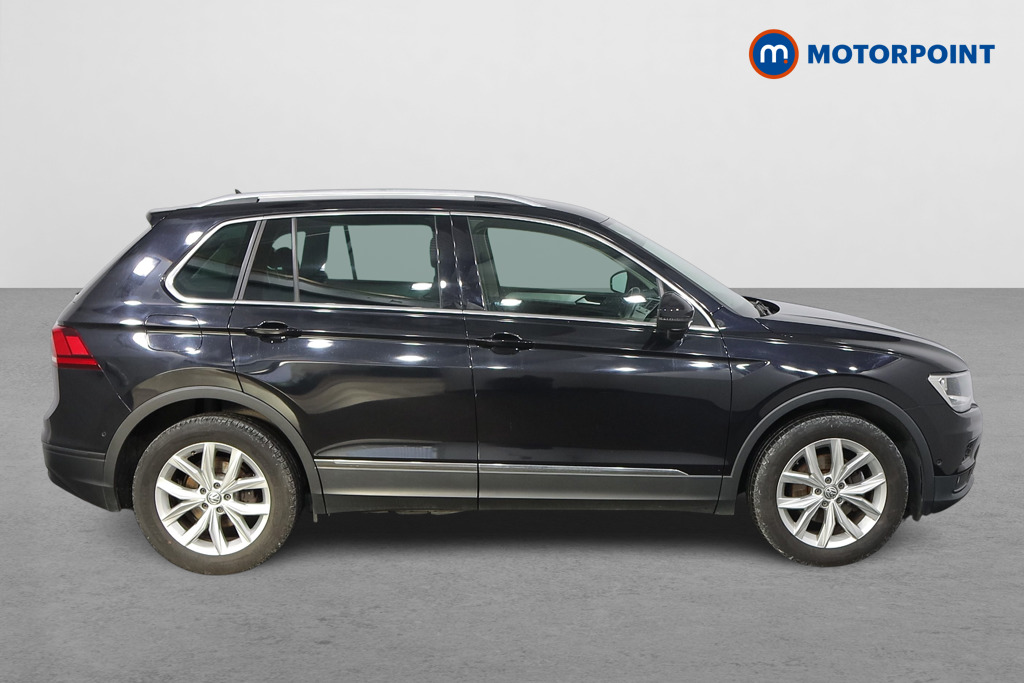 Volkswagen Tiguan Match Manual Petrol SUV - Stock Number (1590808) - Drivers side