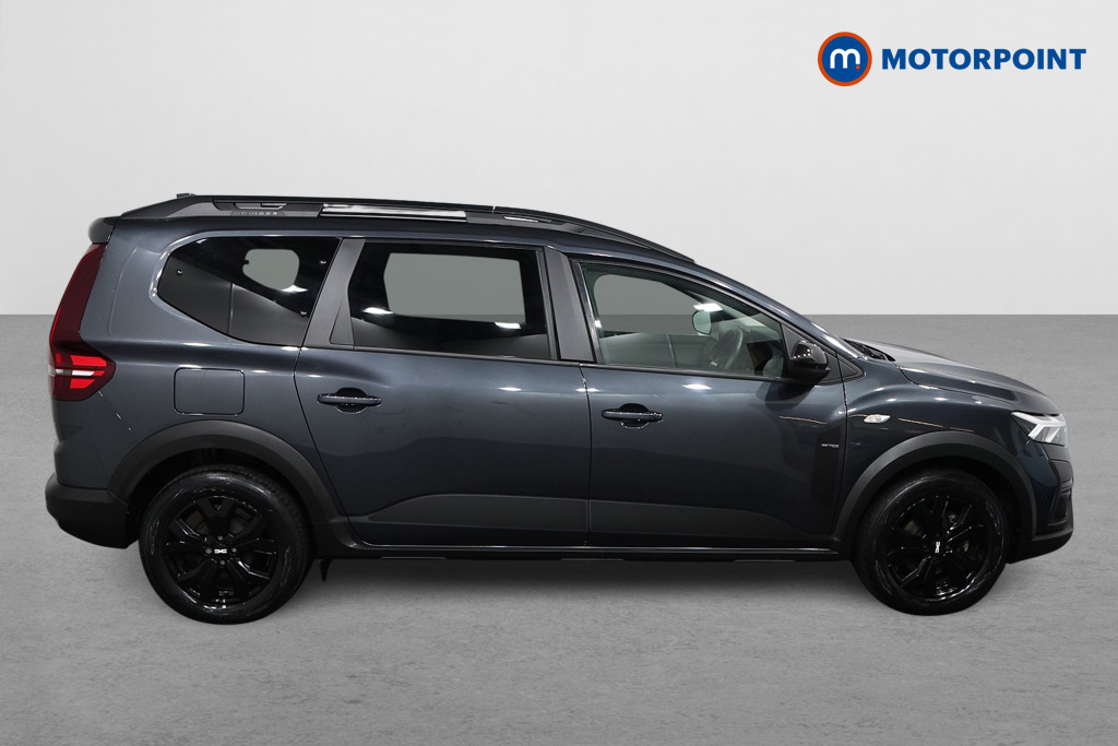 Dacia Jogger Extreme Se Manual Petrol People Carrier - Stock Number (1591360) - Drivers side