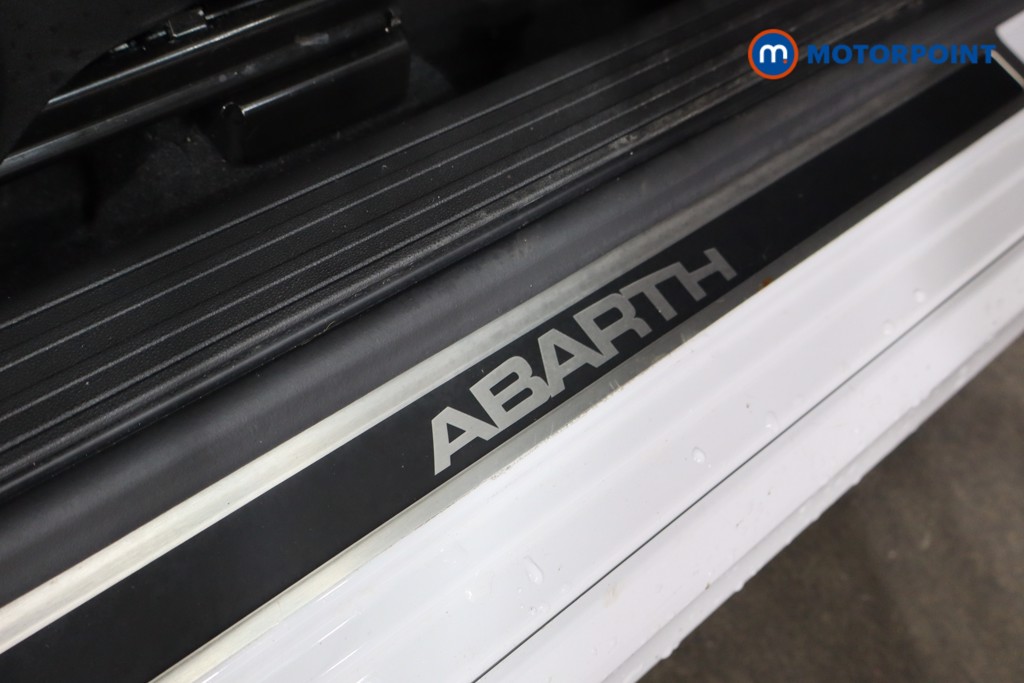 Abarth 595 Turismo Manual Petrol Hatchback - Stock Number (1591462) - 9th supplementary image