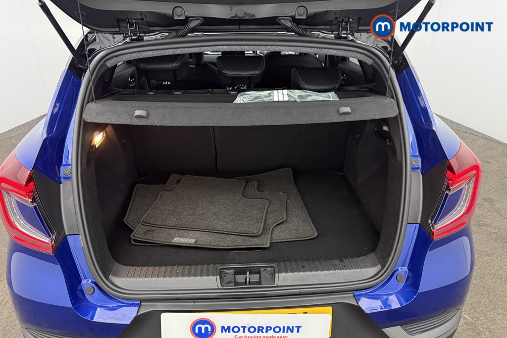 Renault Captur R.S. Line Manual Petrol SUV - Stock Number (1591755) - 14th supplementary image