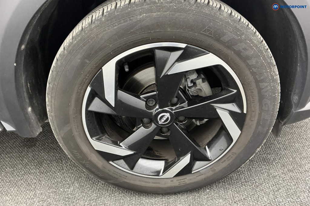 Nissan Juke N-Connecta Manual Petrol SUV - Stock Number (1591807) - 34th supplementary image