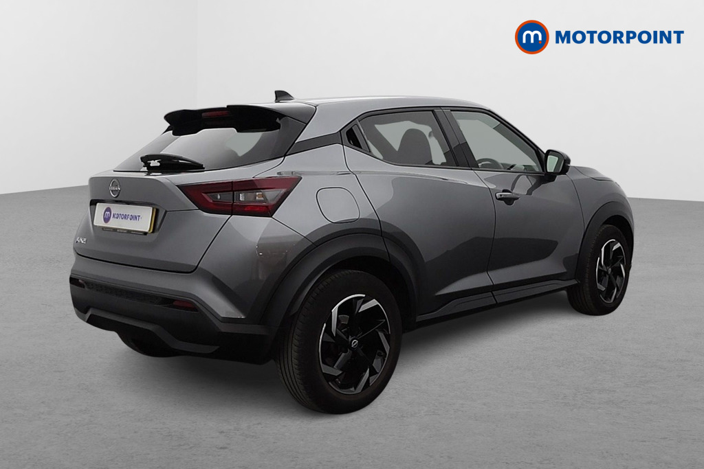 Nissan Juke N-Connecta Manual Petrol SUV - Stock Number (1591807) - Drivers side rear corner