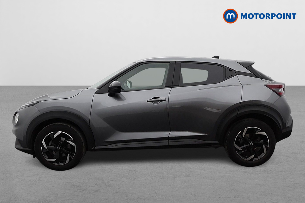 Nissan Juke N-Connecta Manual Petrol SUV - Stock Number (1591807) - Passenger side