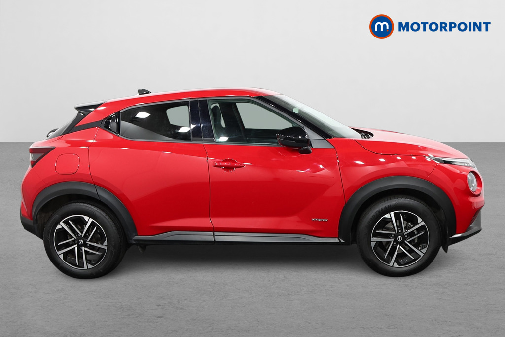 Nissan Juke N-Connecta Automatic Petrol-Electric Hybrid SUV - Stock Number (1592059) - Drivers side