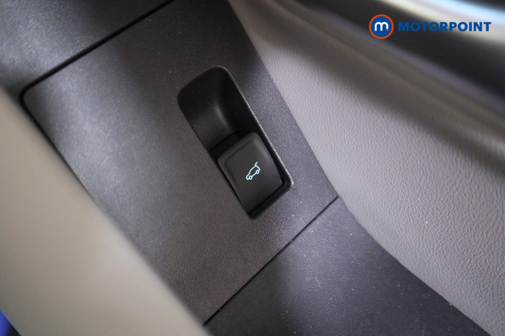 Ford Explorer Premium Automatic Electric SUV - Stock Number (1592192) - 13th supplementary image