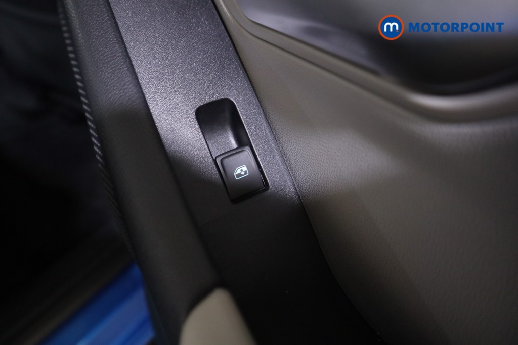 Ford Explorer Premium Automatic Electric SUV - Stock Number (1592192) - 20th supplementary image