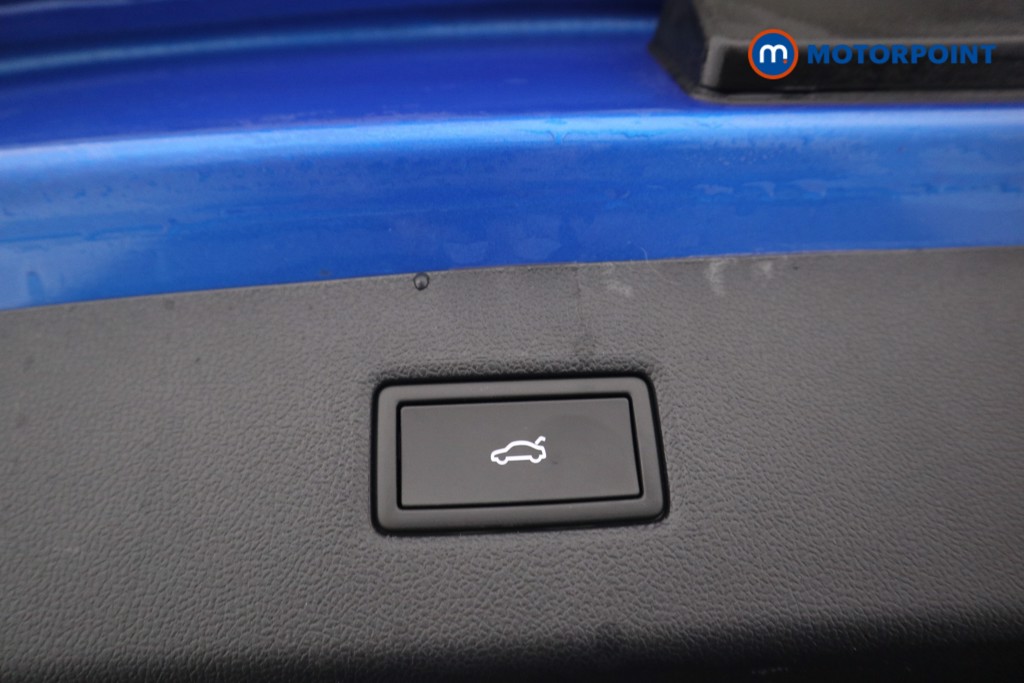 Ford Explorer Premium Automatic Electric SUV - Stock Number (1592192) - 22nd supplementary image