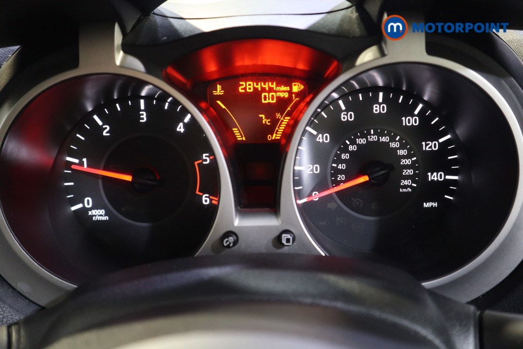 Nissan Juke N-Connecta Manual Diesel SUV - Stock Number (1592259) - 5th supplementary image