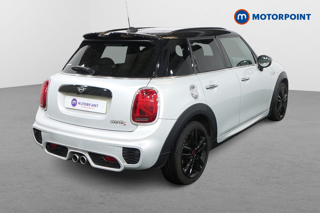 Mini Hatchback Cooper S Sport Automatic Petrol Hatchback - Stock Number (1592381) - Drivers side rear corner