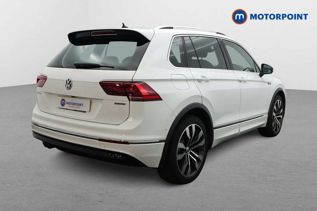 Volkswagen Tiguan R-Line Tech Automatic Diesel SUV - Stock Number (1592774) - Drivers side rear corner