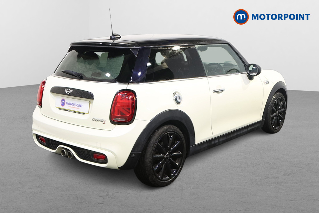 Mini Hatchback Cooper S Manual Petrol Hatchback - Stock Number (1592841) - Drivers side rear corner
