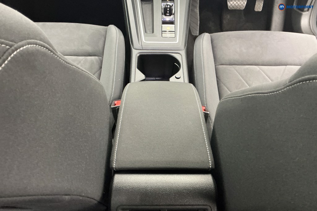 Volkswagen Golf Style Automatic Petrol Hatchback - Stock Number (1593405) - 11th supplementary image