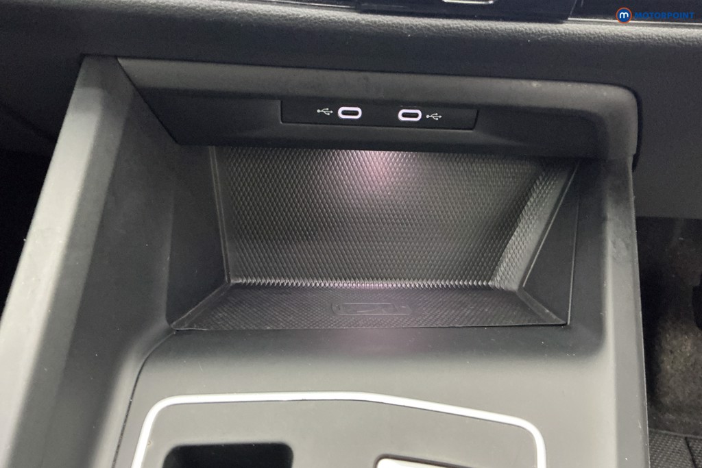 Volkswagen Golf Style Automatic Petrol Hatchback - Stock Number (1593405) - 16th supplementary image