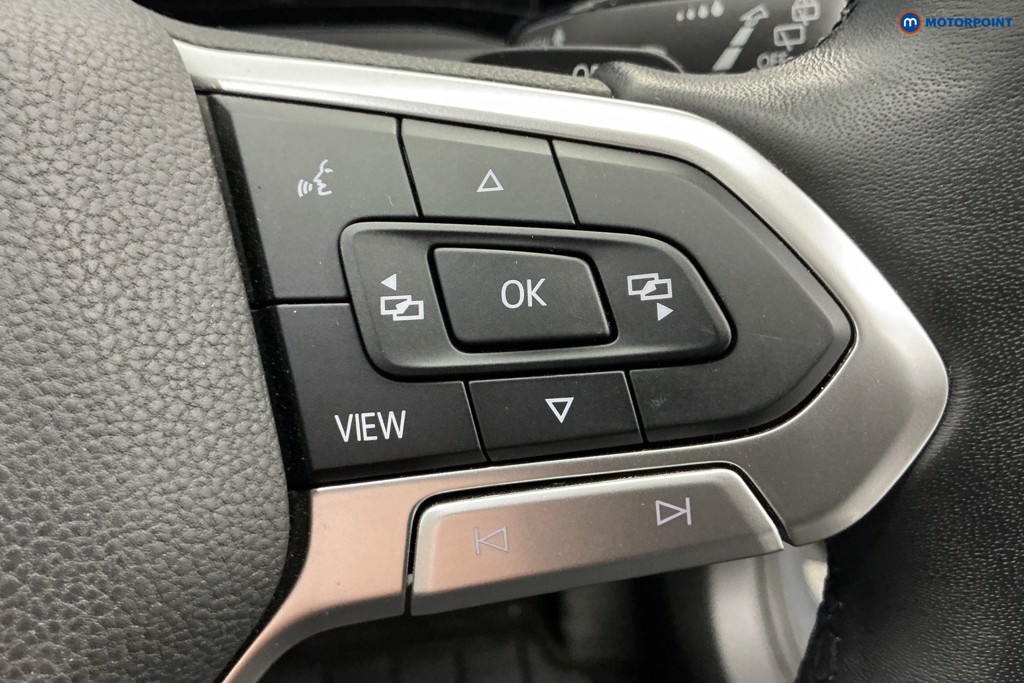 Volkswagen Golf Style Automatic Petrol Hatchback - Stock Number (1593405) - 20th supplementary image