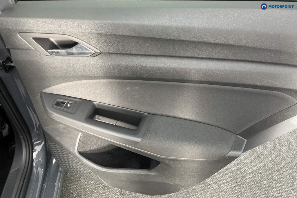 Volkswagen Golf Style Automatic Petrol Hatchback - Stock Number (1593405) - 24th supplementary image