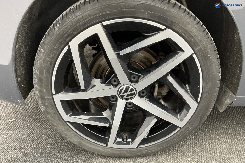 Volkswagen Golf Style Automatic Petrol Hatchback - Stock Number (1593405) - 33rd supplementary image