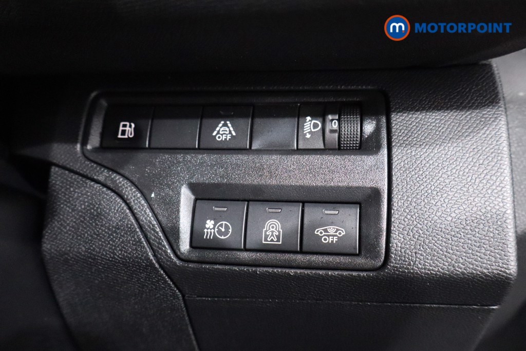 Peugeot 3008 Allure Automatic Petrol Plug-In Hybrid SUV - Stock Number (1593417) - 16th supplementary image