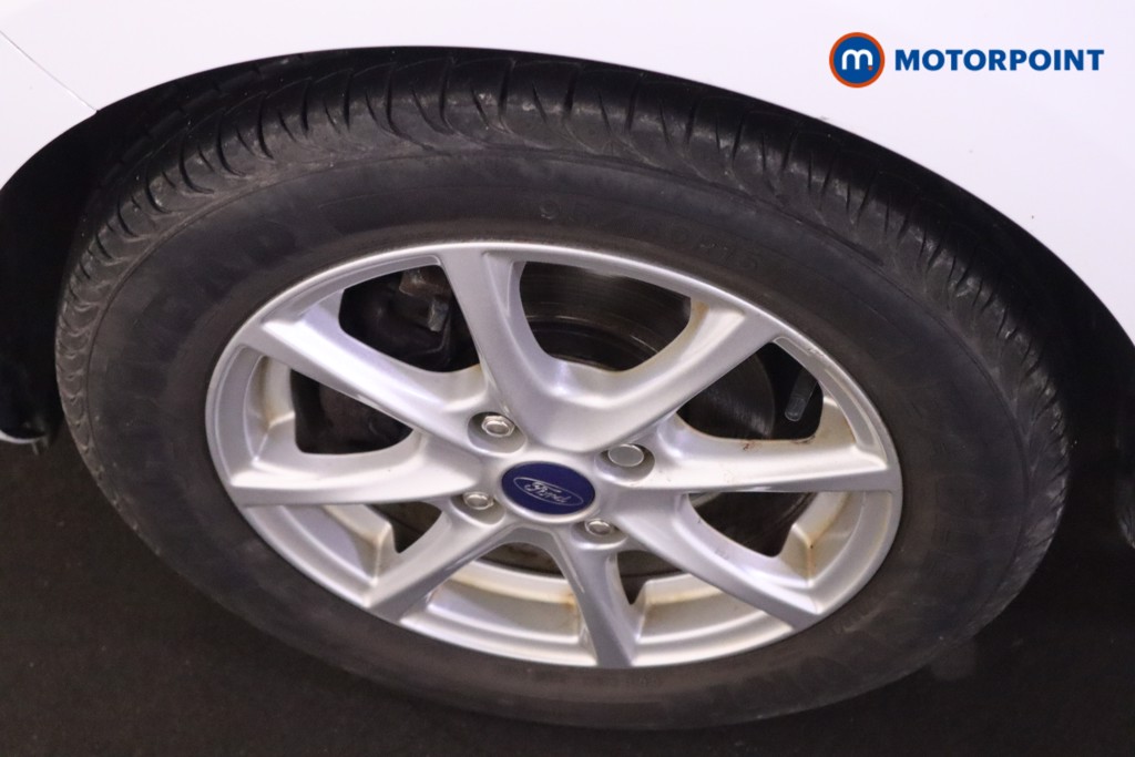 Ford Fiesta Zetec Manual Petrol Hatchback - Stock Number (1593502) - 10th supplementary image