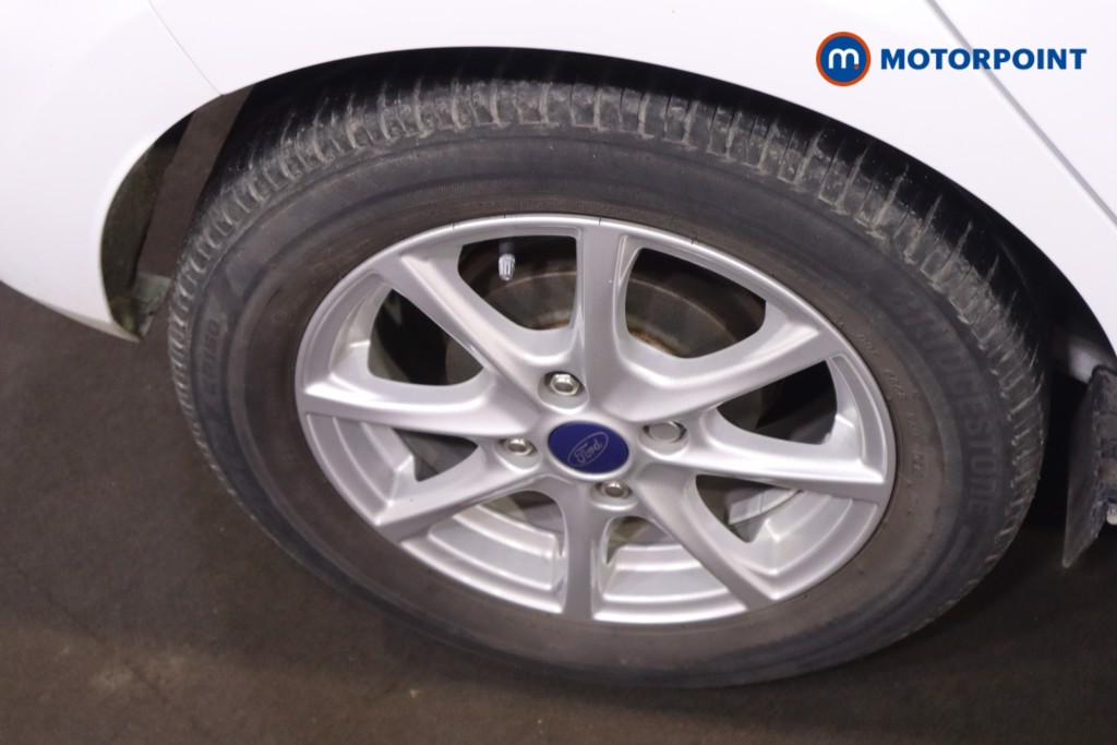 Ford Fiesta Zetec Manual Petrol Hatchback - Stock Number (1593502) - 12th supplementary image