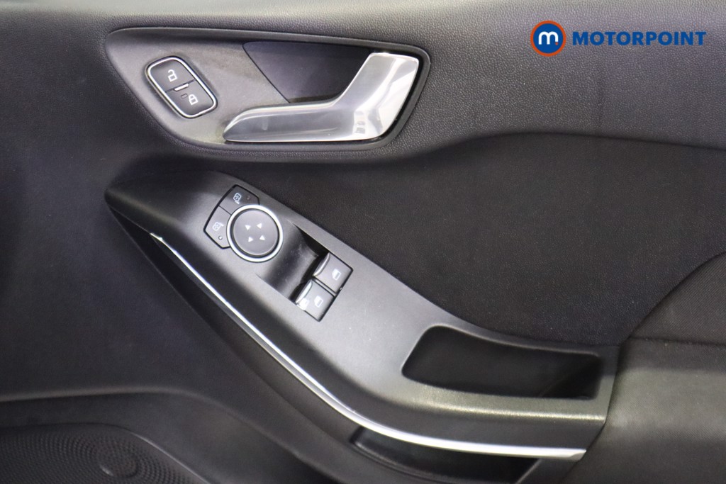 Ford Fiesta Zetec Manual Petrol Hatchback - Stock Number (1593502) - 14th supplementary image