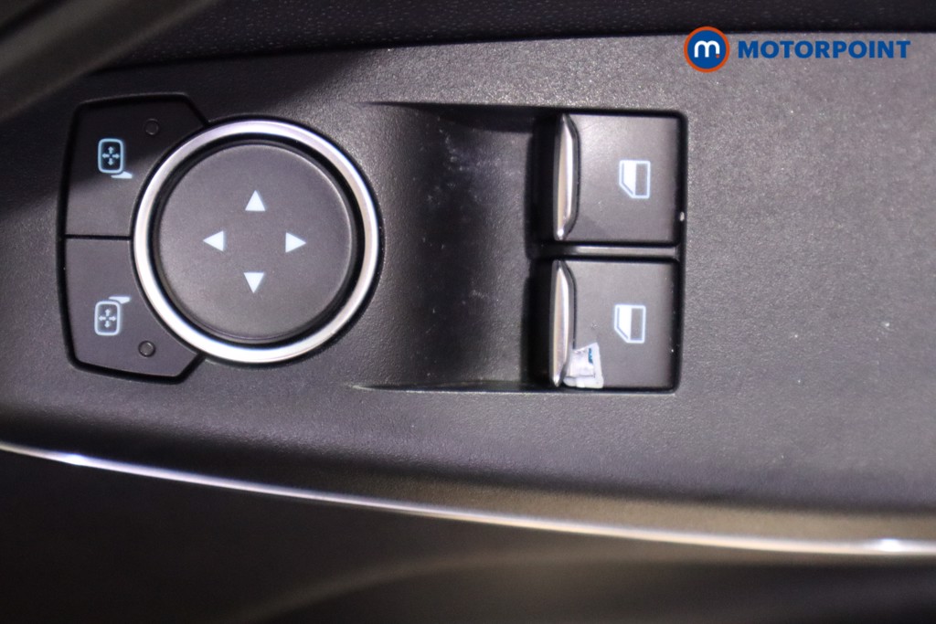 Ford Fiesta Zetec Manual Petrol Hatchback - Stock Number (1593502) - 15th supplementary image